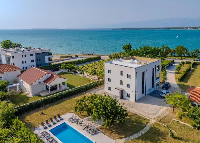 Aenona Sea View *