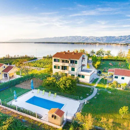 Aenona Sea View * Nin