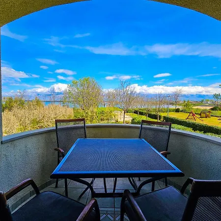 Apartament Aenona Sea View