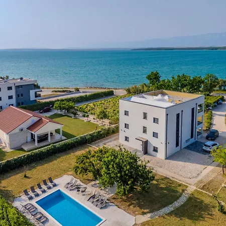 Aenona Sea View *