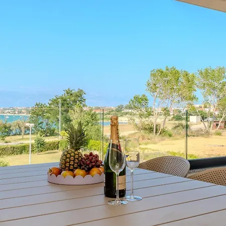 Aenona Sea View Nin