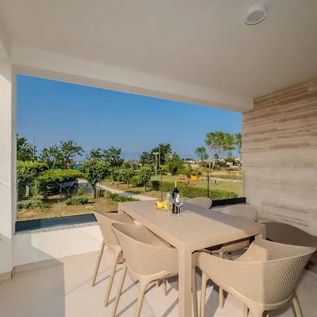 Aenona Sea View * Nin