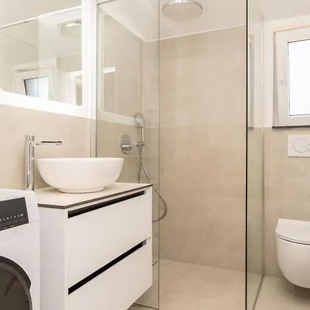 Apartmán Aenona Sea View