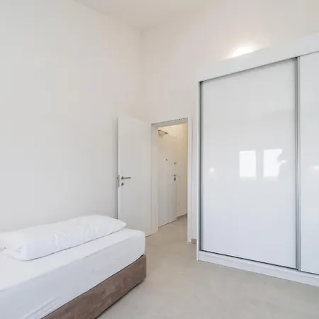 Aenona Sea View * Nin