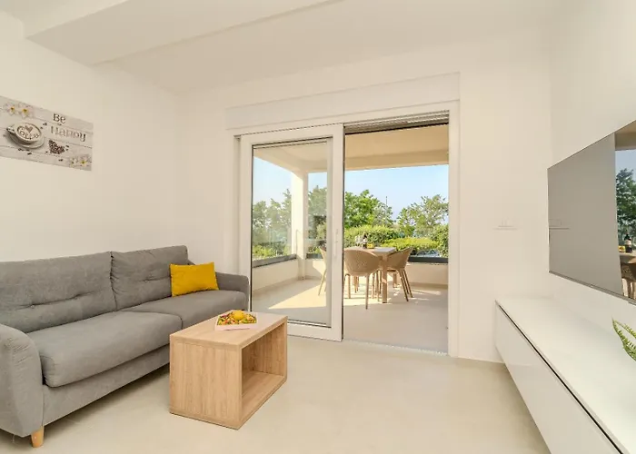 Aenona Sea View 아파트