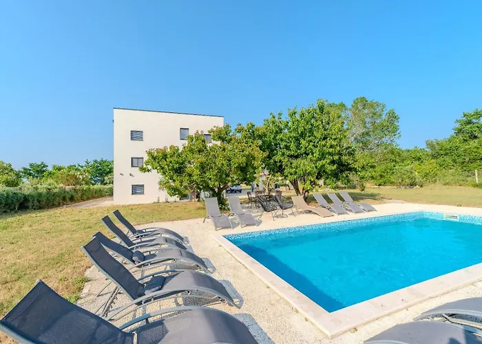 Aenona Sea View *