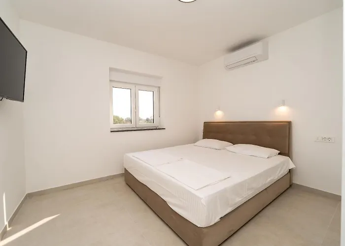 Aenona Sea View 아파트